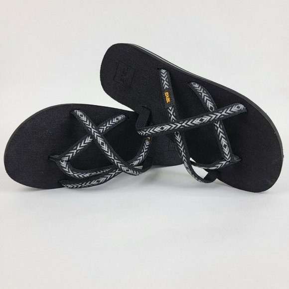 Teva Shoes - Teva Olowahu Sandals Women’s 9 Black Grey Strappy Thong Flip Flop